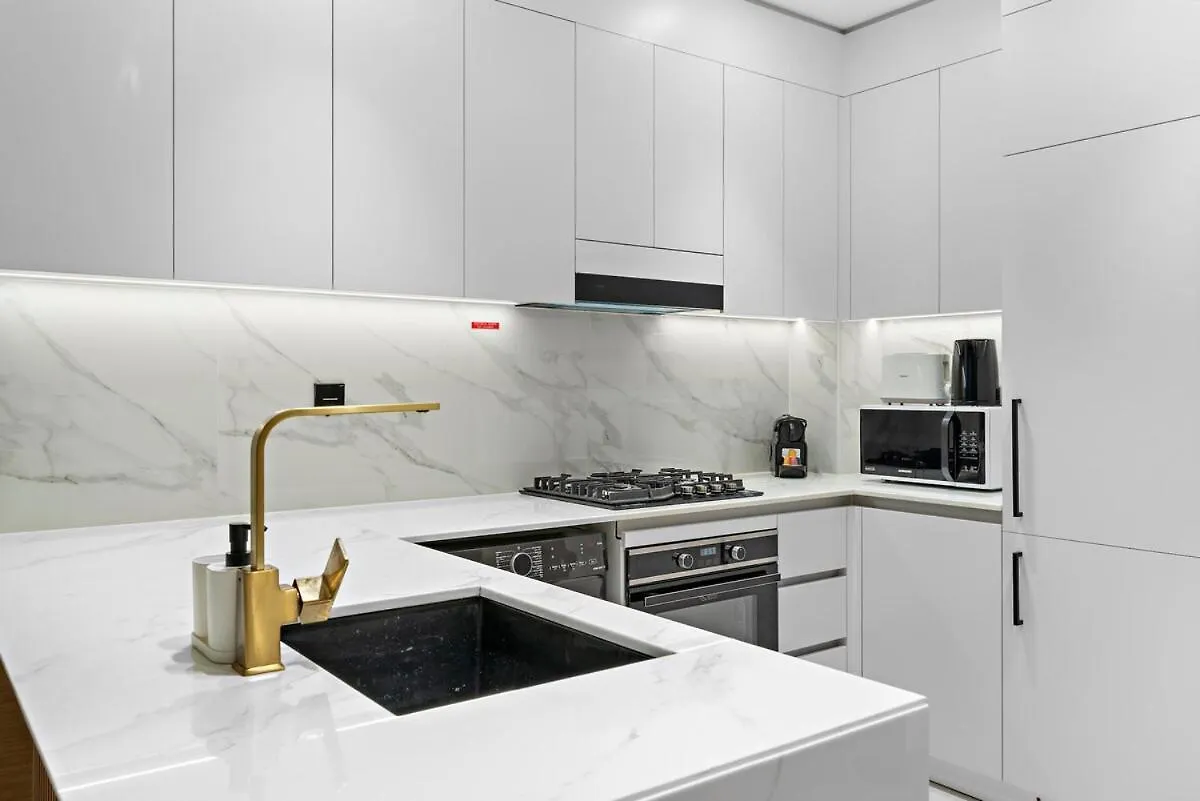 Apartment First Class 1Br Cozy Urban Getaway Dubai