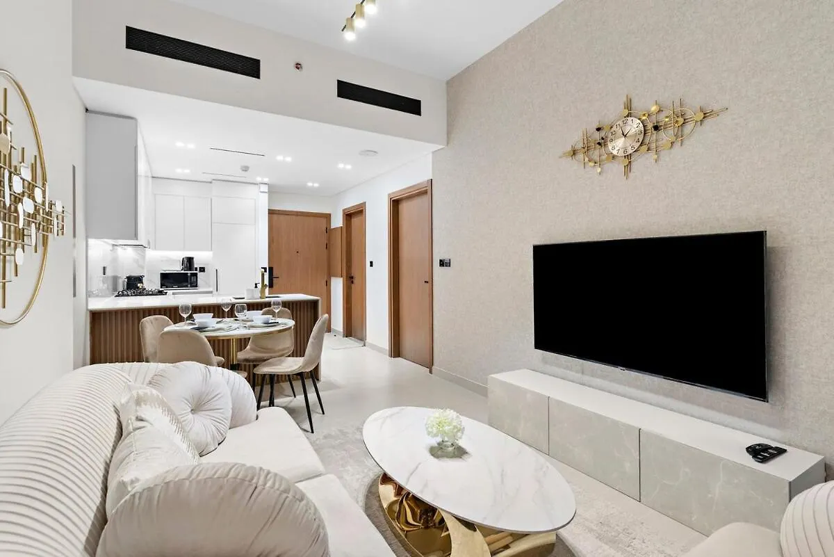 Apartment First Class 1Br Cozy Urban Getaway Dubai