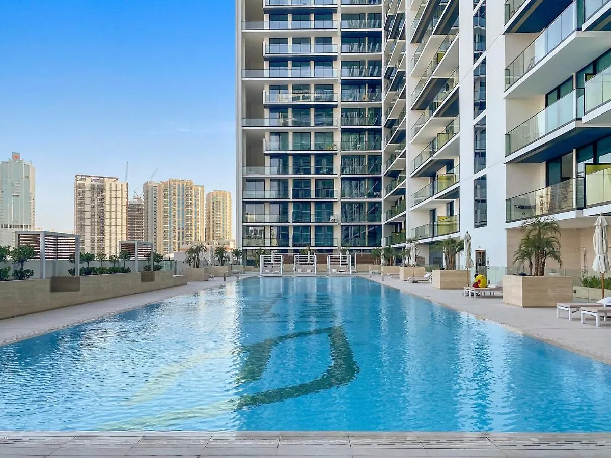 First Class 1Br Cozy Urban Getaway Dubai Apartment