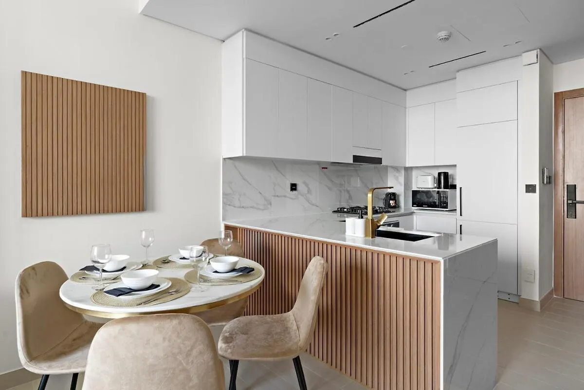 Apartment First Class 1Br Cozy Urban Getaway Dubai United Arab Emirates